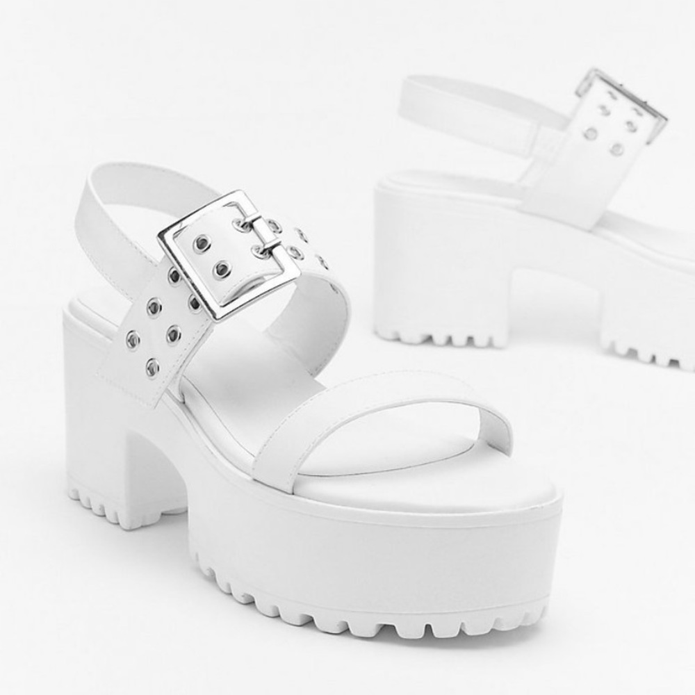 MAJOR ISO: Nasty Gal White 2 Part Faux Sandals